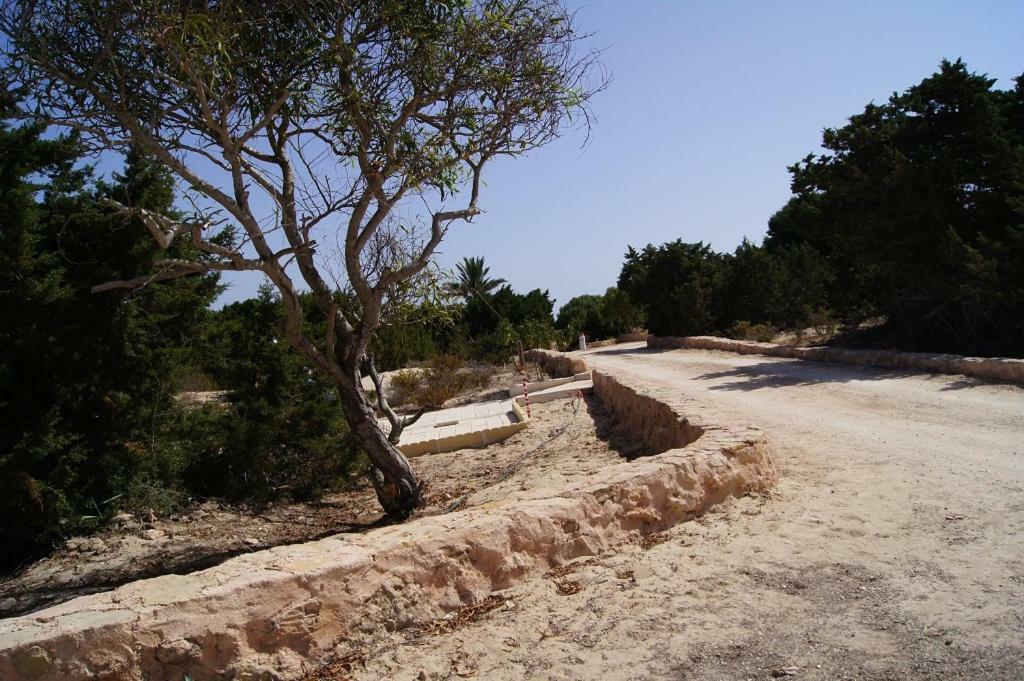 Apartamentos Las Dunas De Levante Es Pujols Buitenkant foto