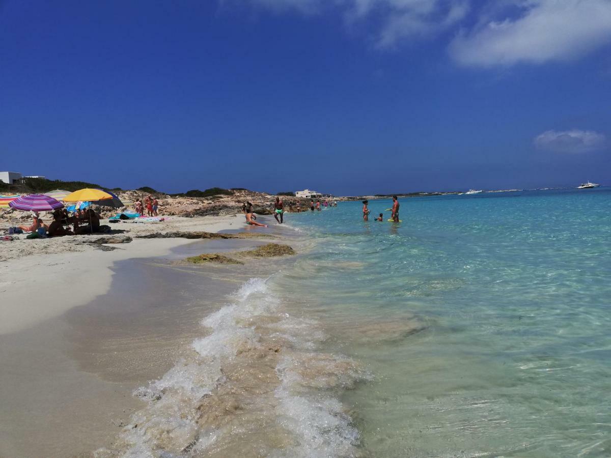 Apartamentos Las Dunas De Levante Es Pujols Buitenkant foto